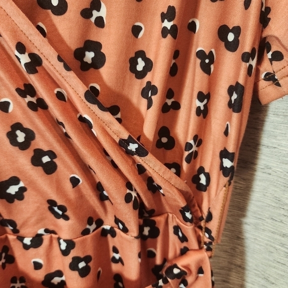 Tickled Teal Large Faux Wrap Belt Berkeley Midi Dress Rust Floral - Picture 4 of 7